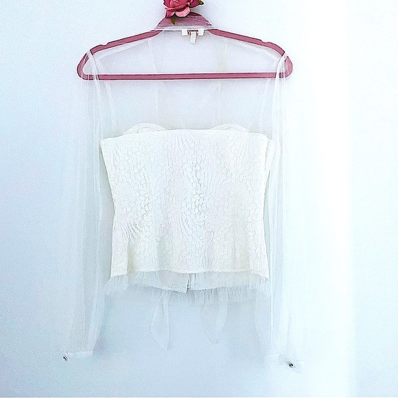 💕Beautiful White Lace Sheer Long Sleeve Top SZ S - Picture 5 of 14